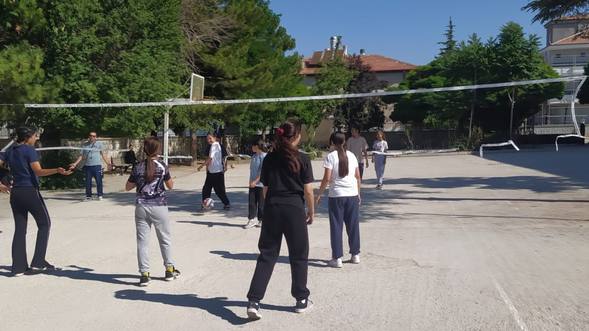 GELENEKSEL OYUNLAR VE SPORTİF ETKİNLİKLER